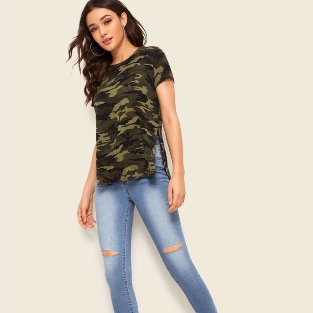 SHEIN Slit High Low Hem Camo Top